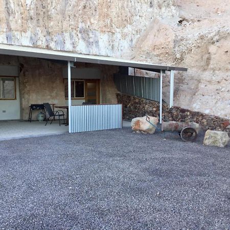 Dug Out B&B Coober Pedy Exteriér fotografie