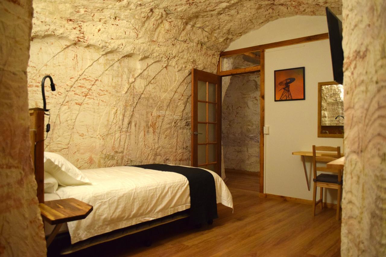 Dug Out B&B Coober Pedy Exteriér fotografie