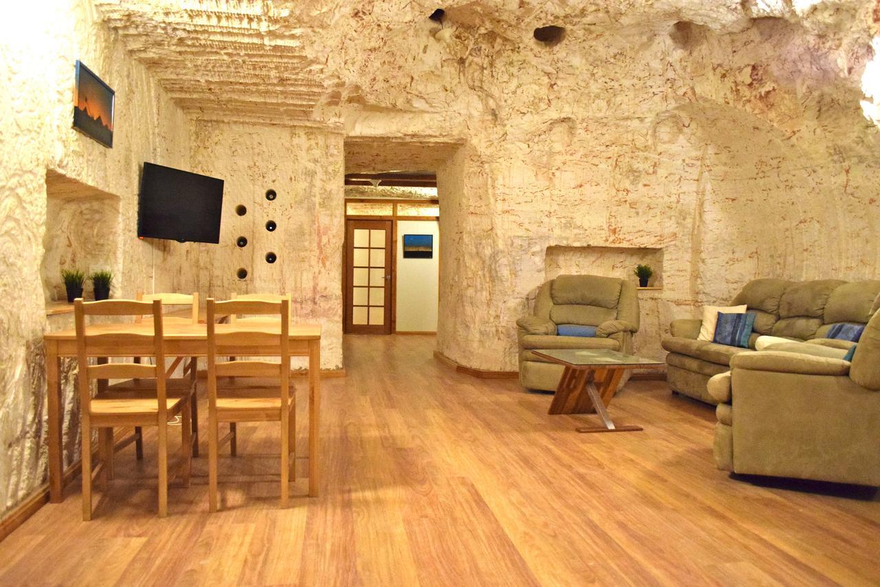 Dug Out B&B Coober Pedy Exteriér fotografie