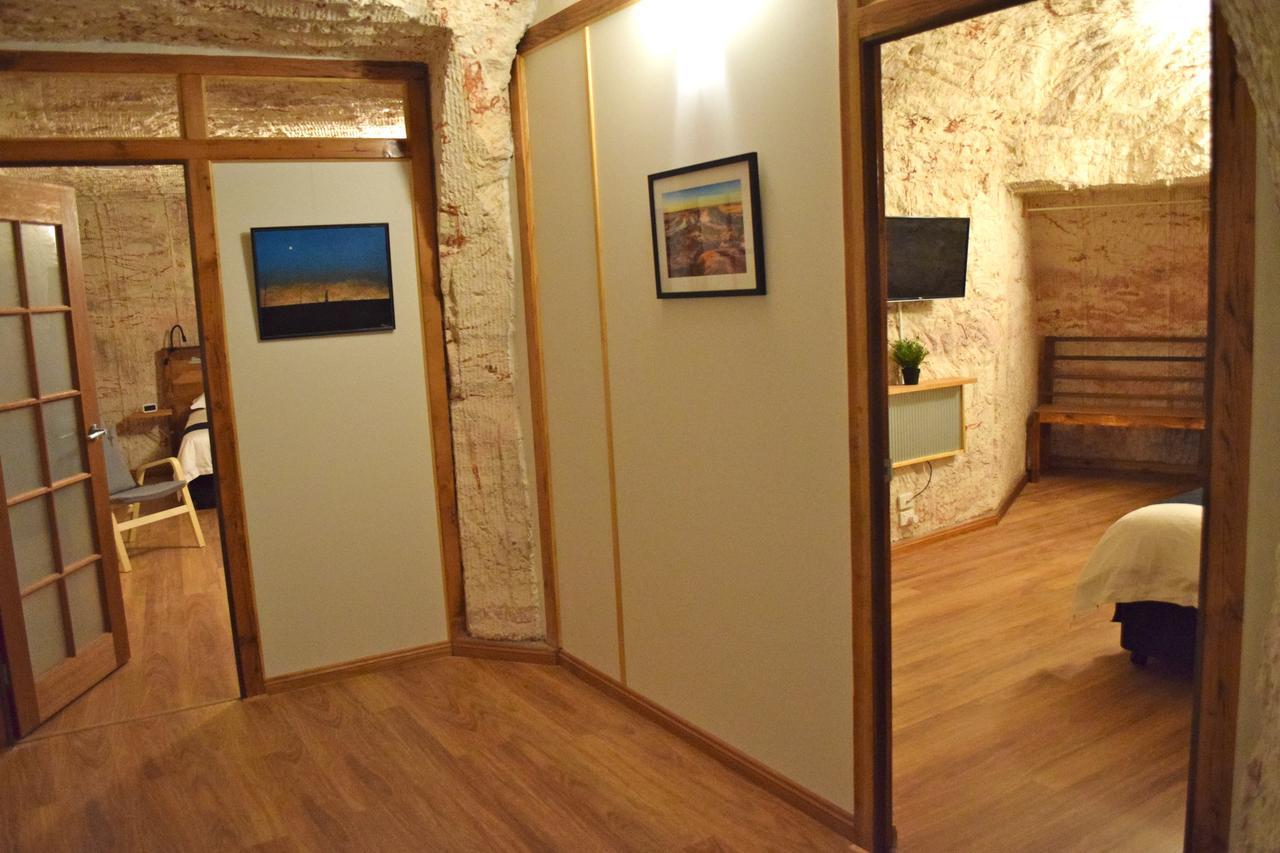 Dug Out B&B Coober Pedy Exteriér fotografie