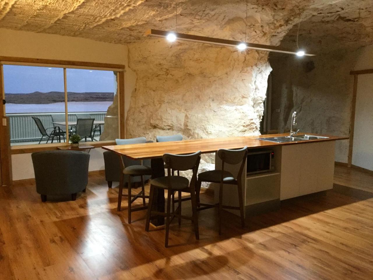 Dug Out B&B Coober Pedy Exteriér fotografie