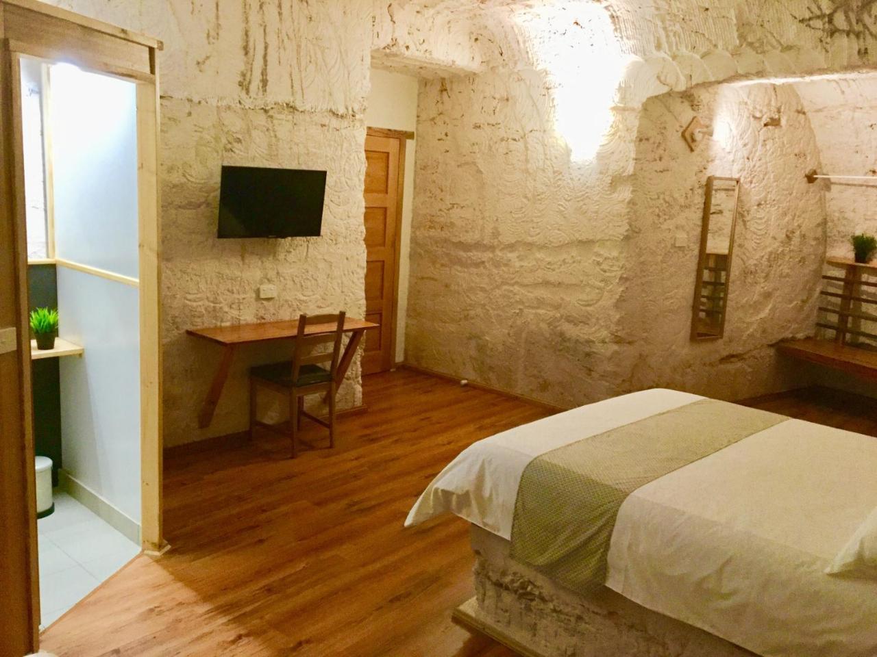 Dug Out B&B Coober Pedy Exteriér fotografie